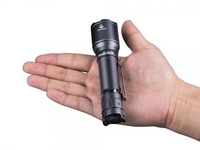 Фонарь Fenix тактический TK06 800 люмен