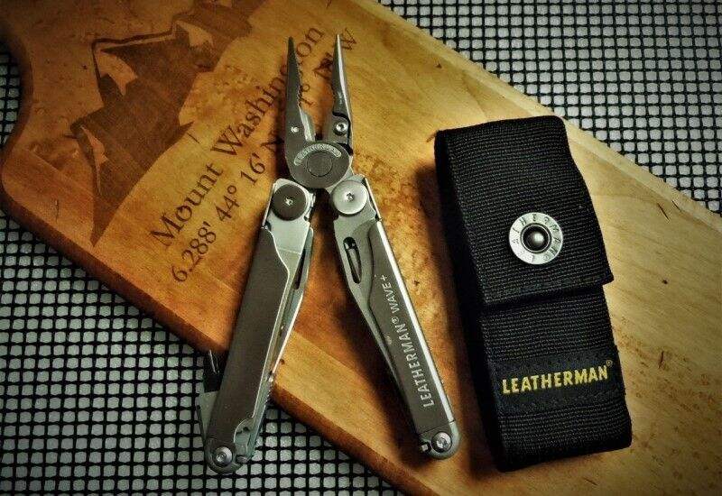 Мультитул Leatherman Wave Plus: 17 функций на все случаи жизни