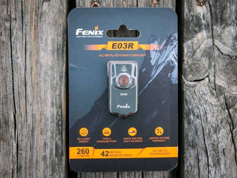 Fenix E03R