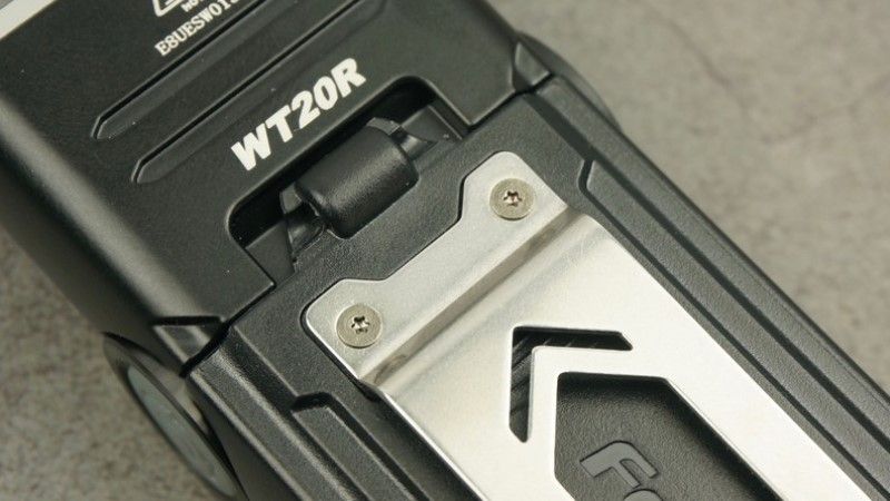 Универсальный Г-образный фонарь Fenix WT20R
