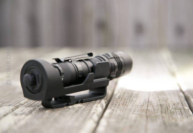 Тактический фонарь Nitecore P22R