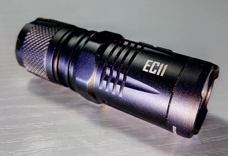 Миниатюрный фонарь Nitecore EC11