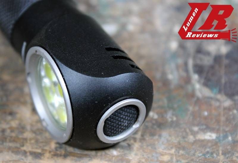 Г-образный налобный фонарь Nitecore HC35