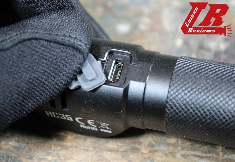 Г-образный налобный фонарь Nitecore HC35