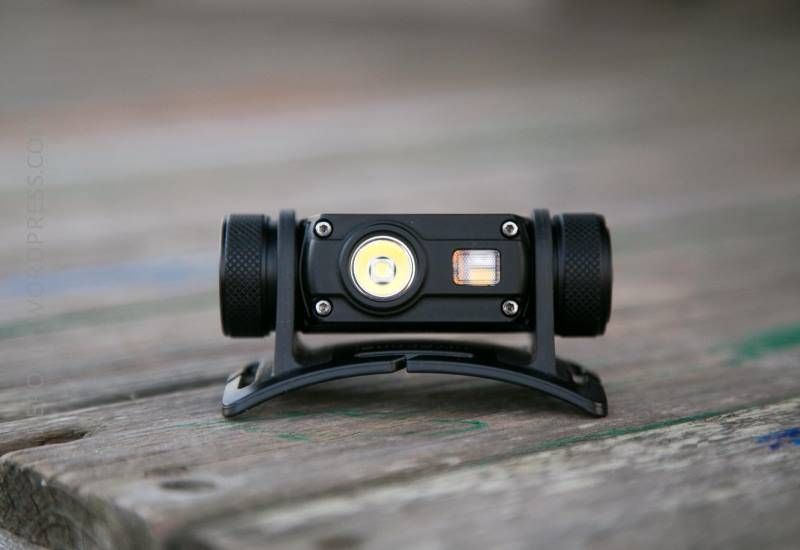Налобный фонарь Nitecore HC65