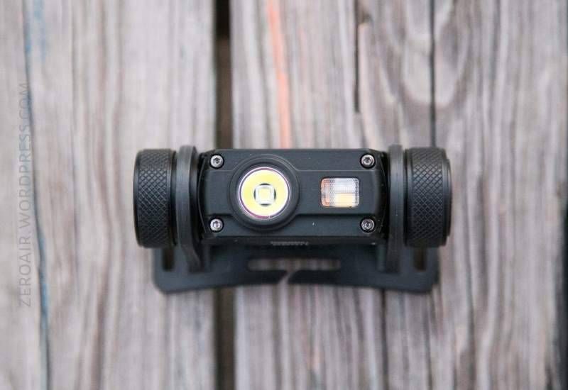 Налобный фонарь Nitecore HC65