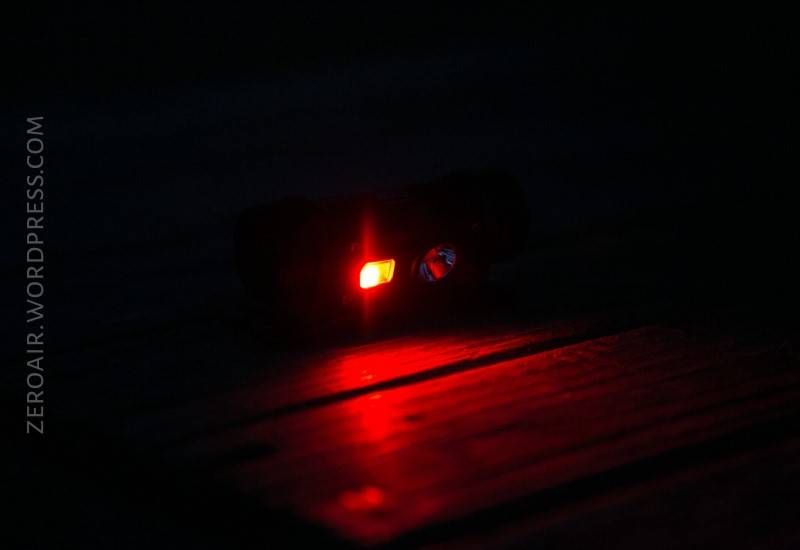 Налобный фонарь Nitecore HC65