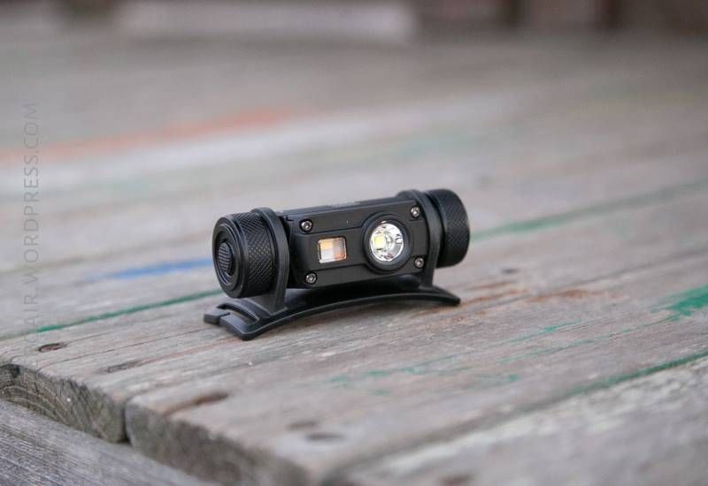 Налобный фонарь Nitecore HC65