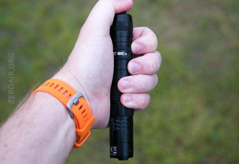 Nitecore MH12 v2