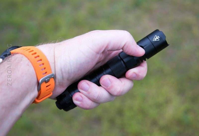 Nitecore MH12 v2