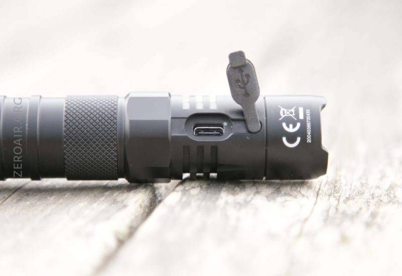 Nitecore MH12 v2