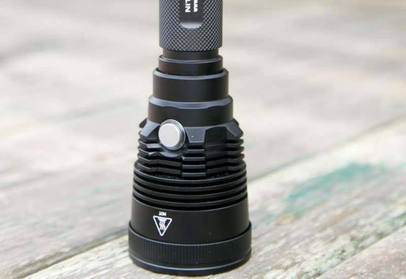 Универсальный фонарь Nitecore MT42