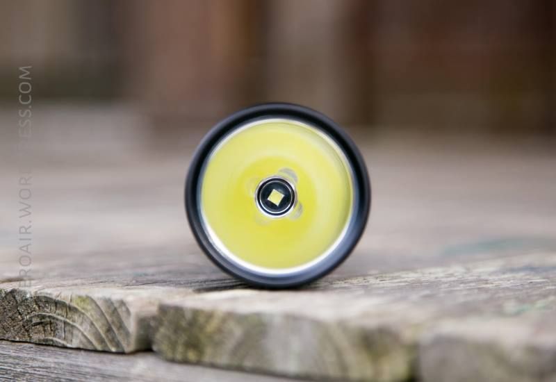 Универсальный фонарь Nitecore MT42