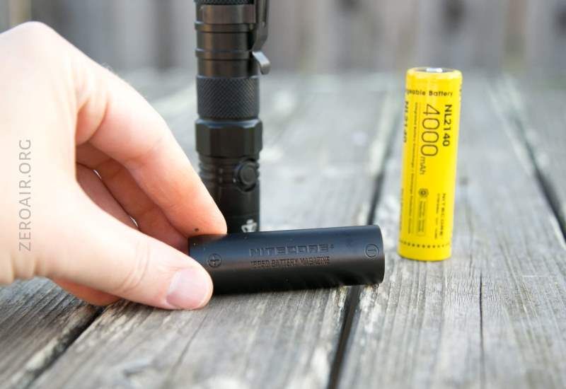 Тактический фонарь Nitecore NEW P12