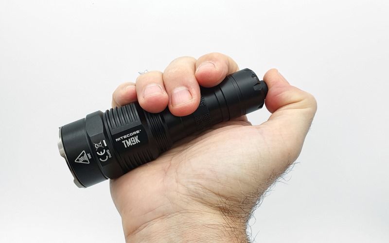 Мощный фонарь Nitecore TM9K
