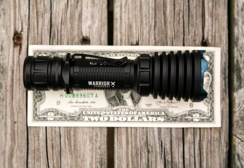 Тактический фонарь Olight Warrior X