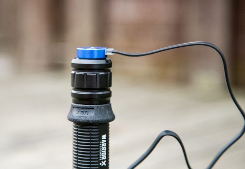 Тактический фонарь Olight Warrior X