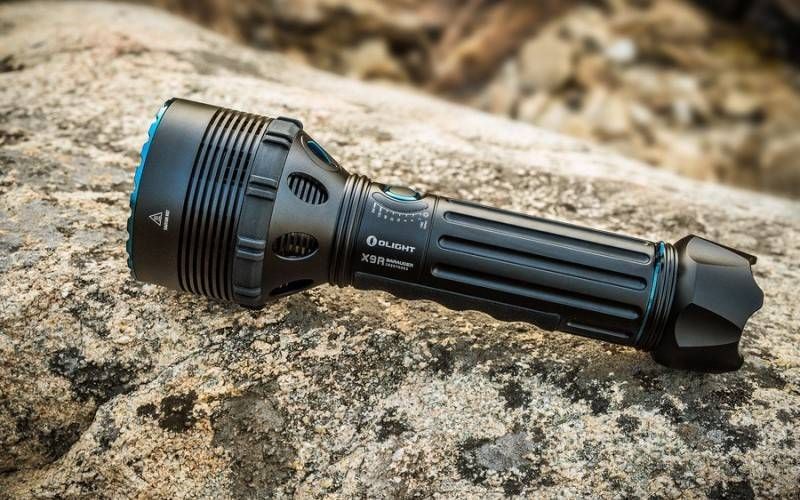 Сверхмощный поисковый фонарь Olight X9R Marauder