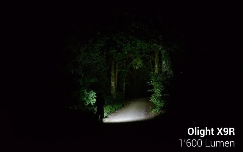 Сверхмощный поисковый фонарь Olight X9R Marauder