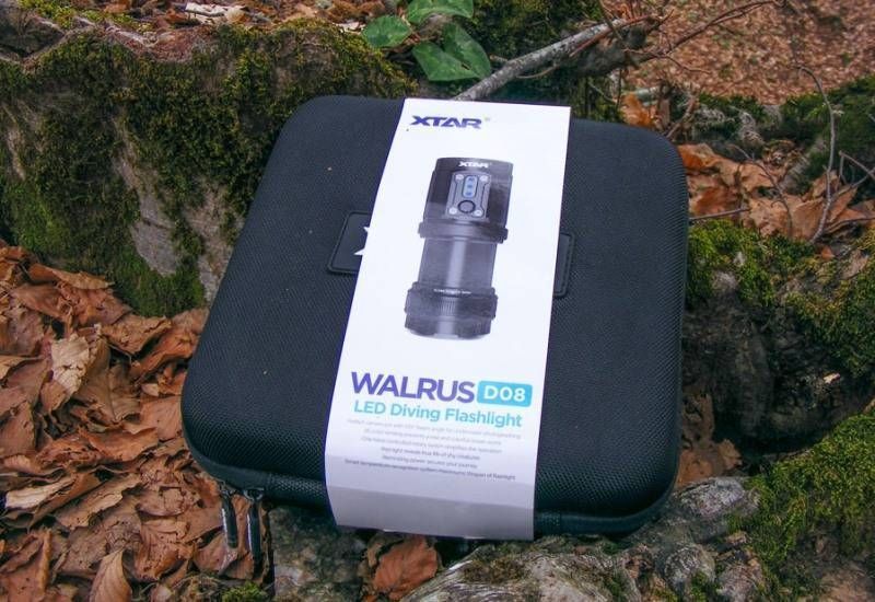 Подводный фонарь XTAR D08 Walrus