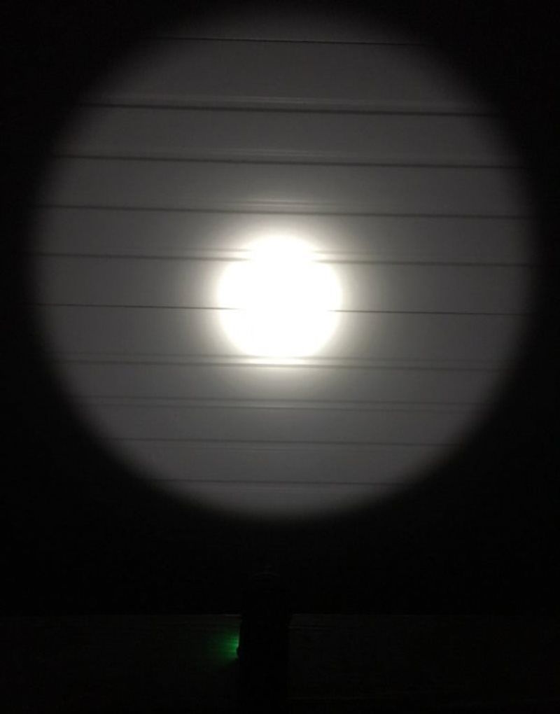 Подводный фонарь XTAR D26 1600